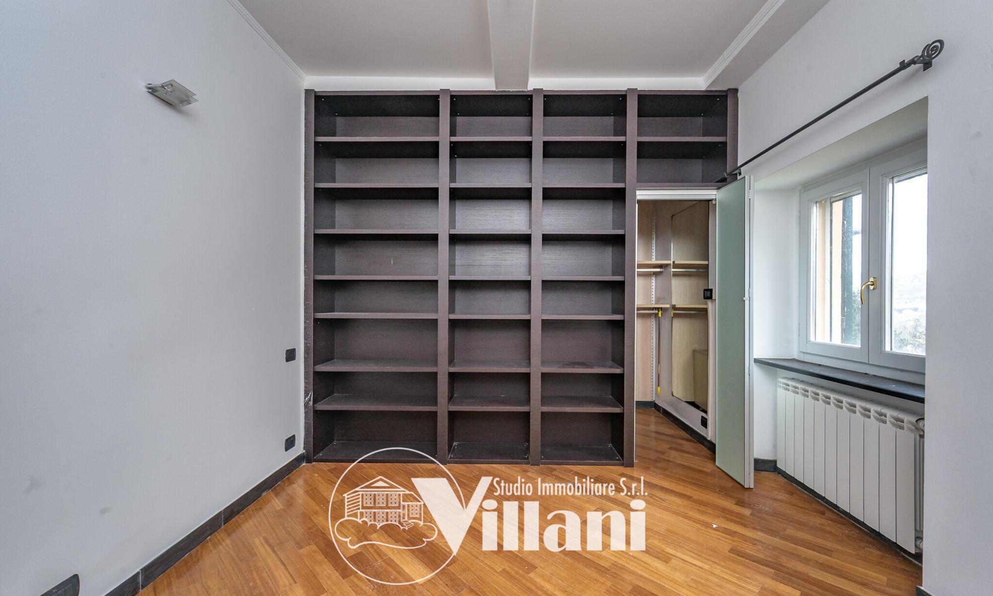 Appartamento 102mq Genova Bolzaneto Appartamento 102mq Genova Bolzaneto