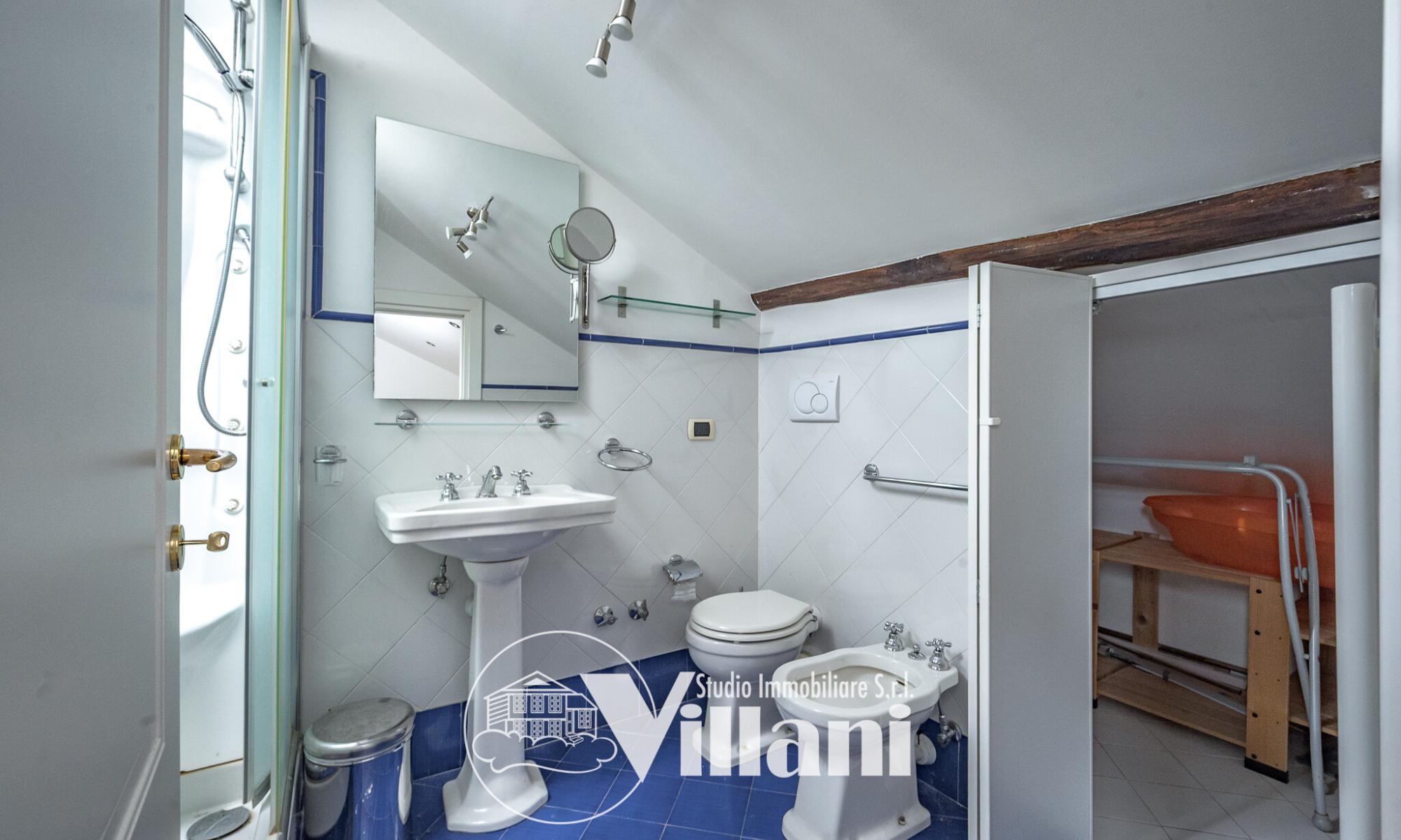 Appartamento 102mq Genova Bolzaneto Appartamento 102mq Genova Bolzaneto