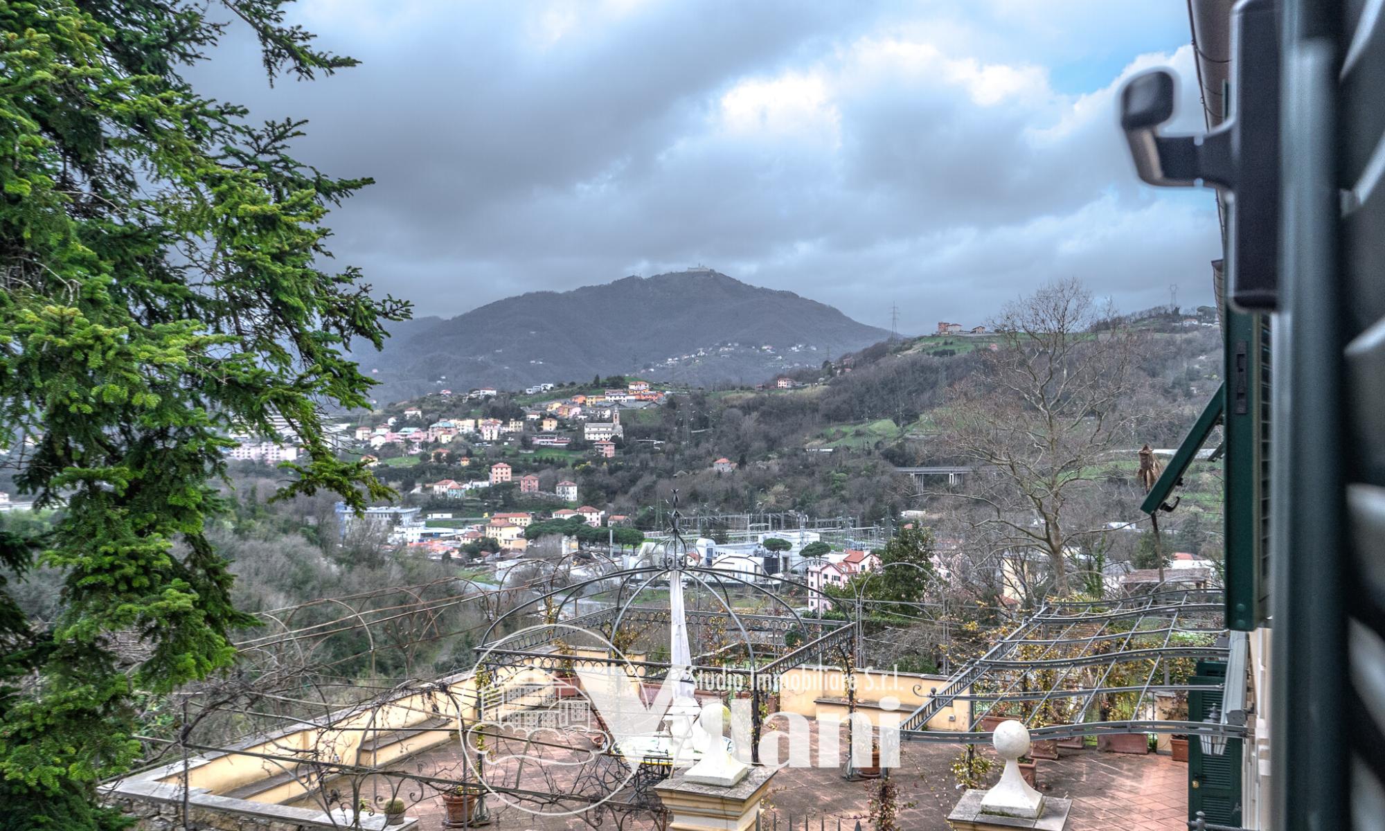 Appartamento 102mq Genova Bolzaneto Appartamento 102mq Genova Bolzaneto