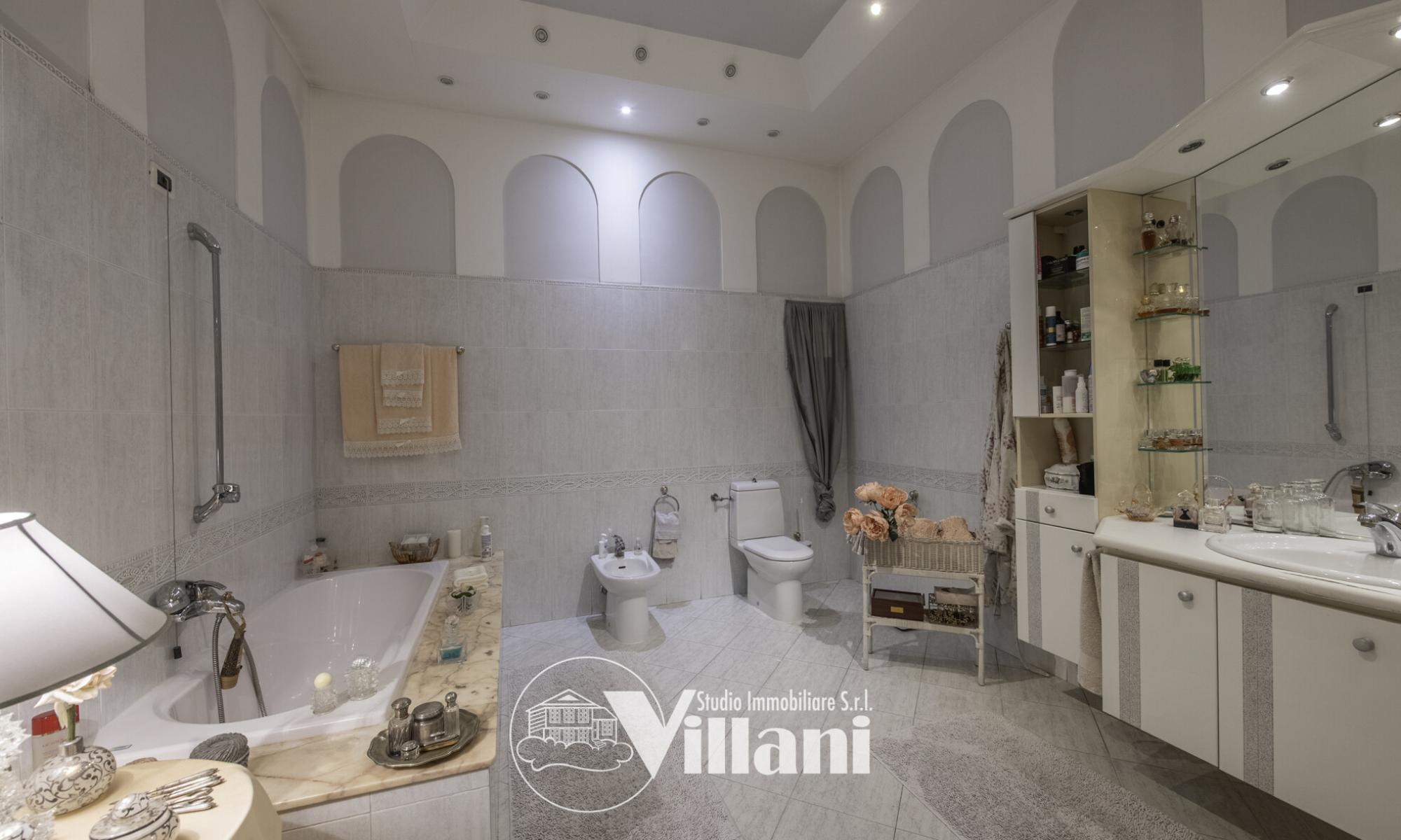 Appartamento 250mq Genova Castelletto