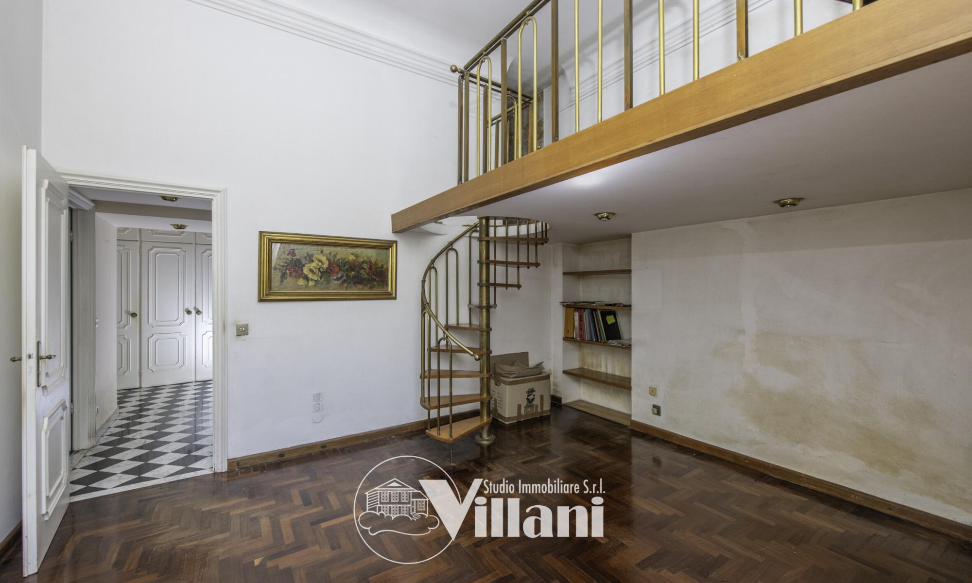 Appartamento 292mq Genova Quarto