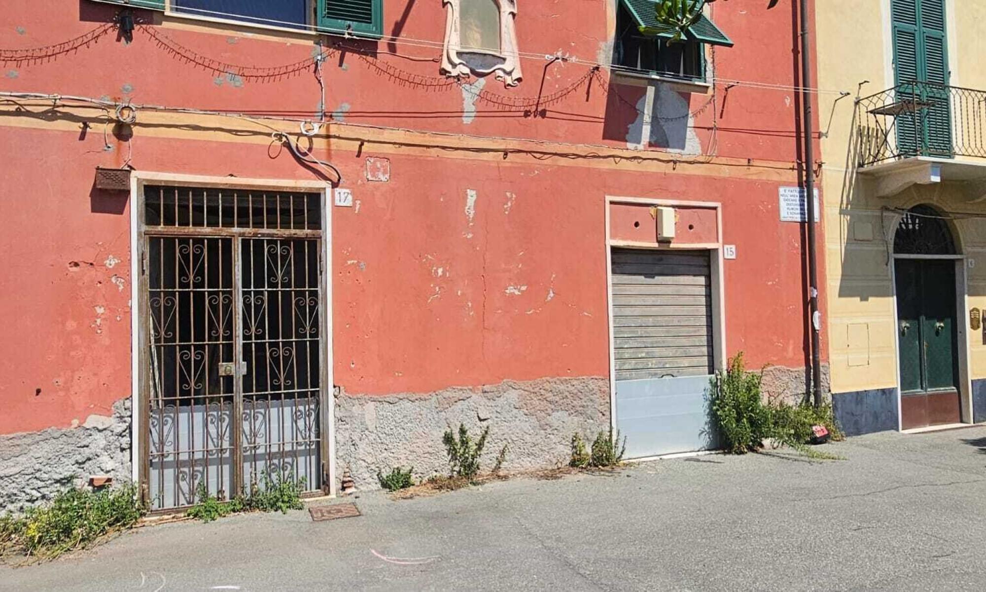 Negozio 190mq Genova Sturla